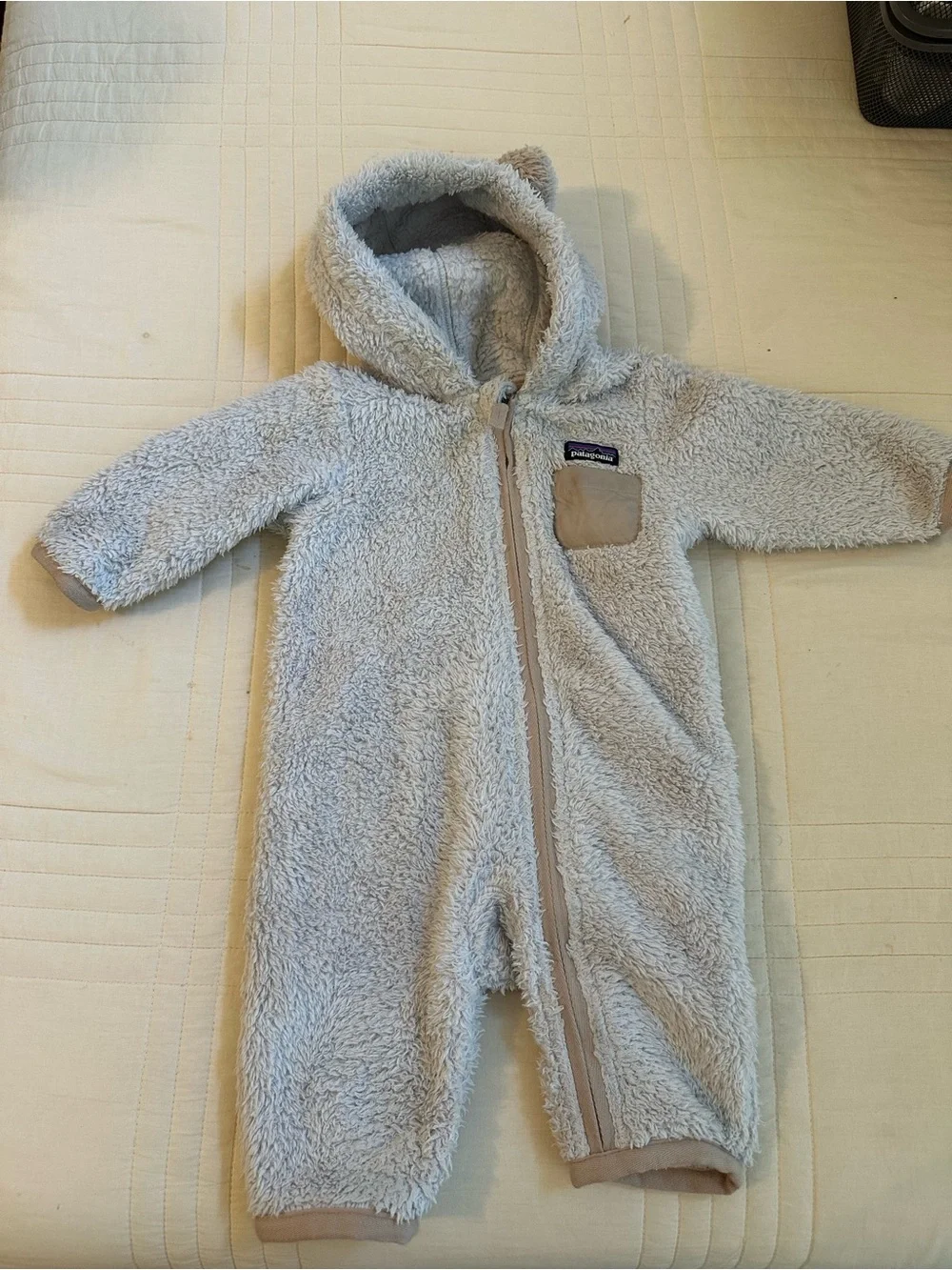 Patagonia furry friends baby bunting
